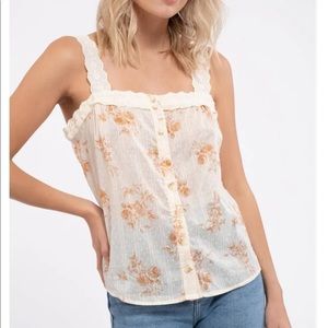 Square Neckline Sleeveless With Lace Straps tank top Small New with tags